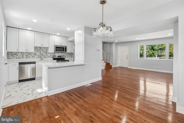 9403 NEW HAMPSHIRE AVE, Silver Spring, MD 20903