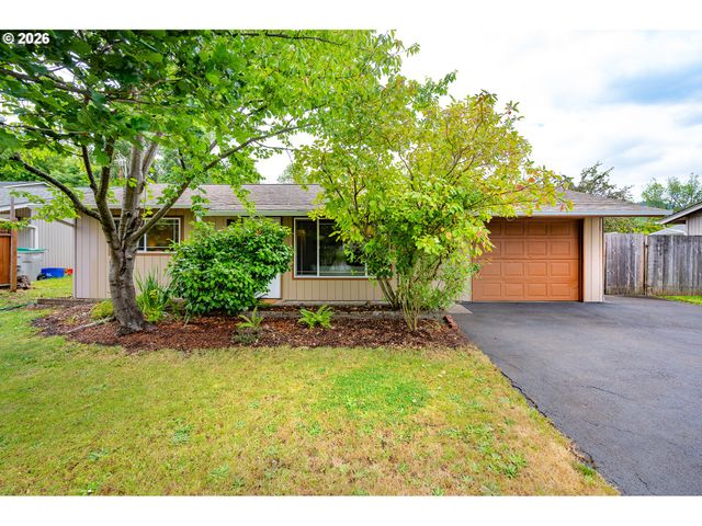 820 E 35TH Ave, Eugene, OR 97405