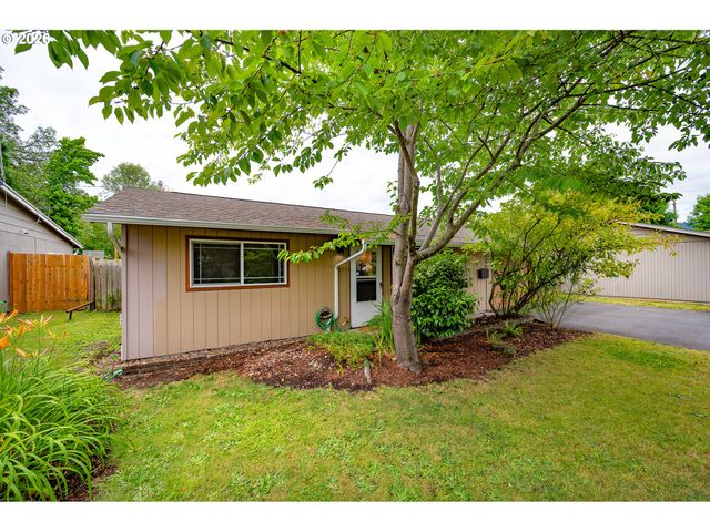 820 E 35TH Ave, Eugene, OR 97405