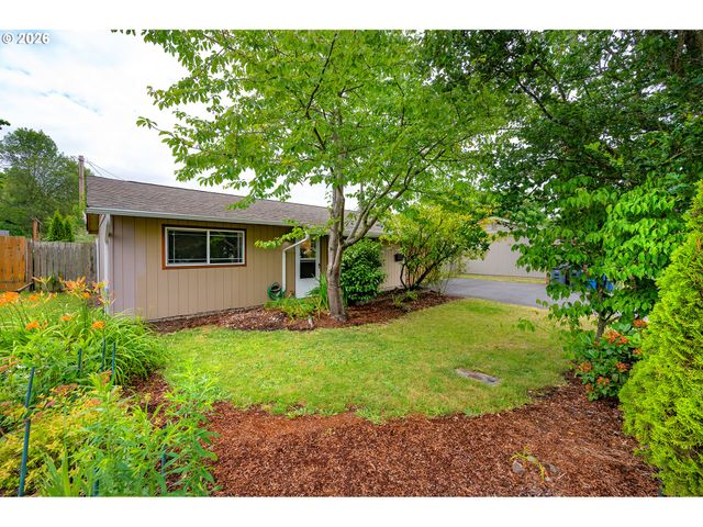 820 E 35TH Ave, Eugene, OR 97405