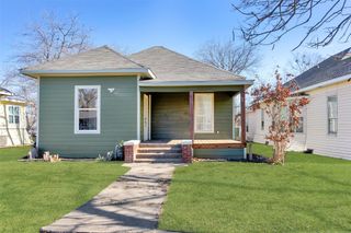 805 S Hazelwood Street, Sherman, TX 75090