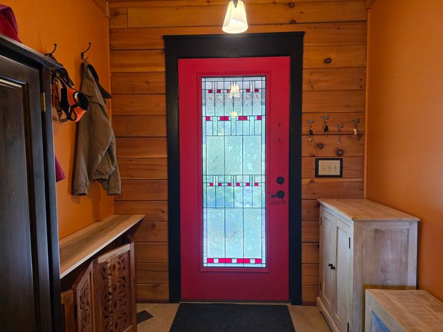 214 Pine Acres Road, Townshend, VT 05353
