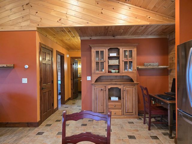 214 Pine Acres Road, Townshend, VT 05353