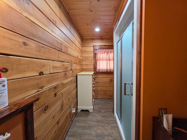 214 Pine Acres Road, Townshend, VT 05353