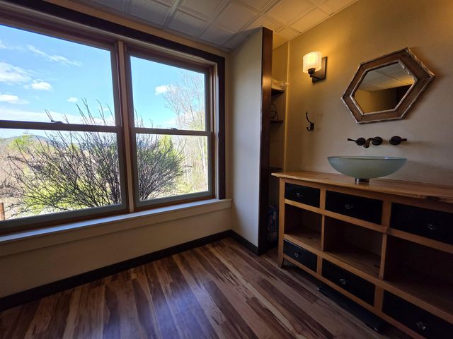 214 Pine Acres Road, Townshend, VT 05353