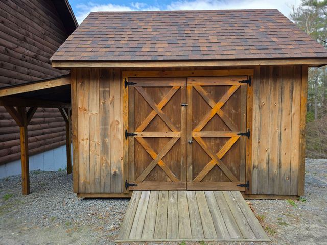 214 Pine Acres Road, Townshend, VT 05353
