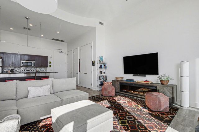 335 Bridge Street Nw 304, City Of Grand Rapids, MI 49504