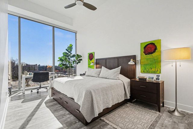 335 Bridge Street Nw 304, City Of Grand Rapids, MI 49504