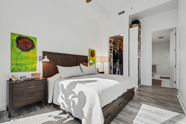 335 Bridge Street Nw 304, City Of Grand Rapids, MI 49504