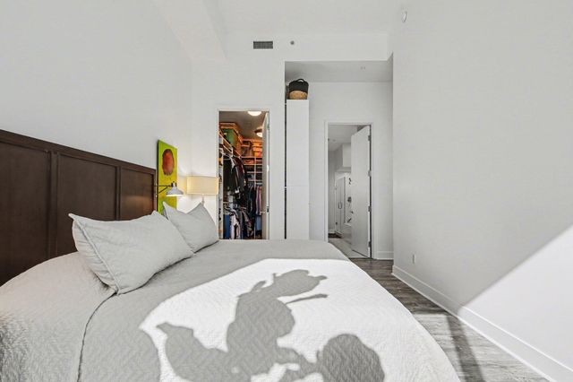 335 Bridge Street Nw 304, City Of Grand Rapids, MI 49504