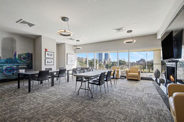 335 Bridge Street Nw 304, City Of Grand Rapids, MI 49504