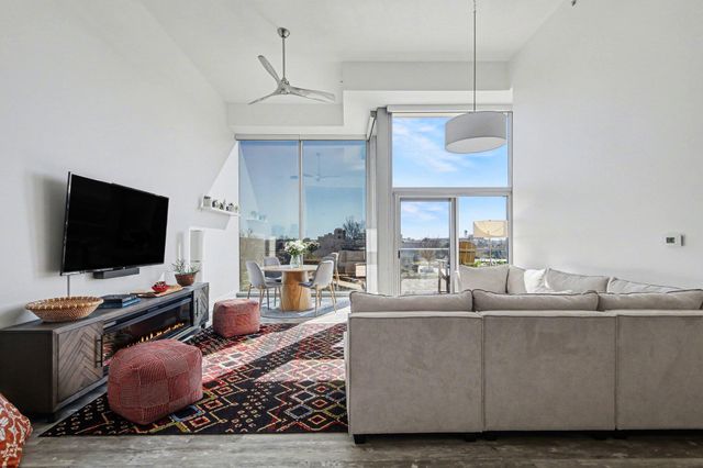 335 Bridge Street Nw 304, City Of Grand Rapids, MI 49504