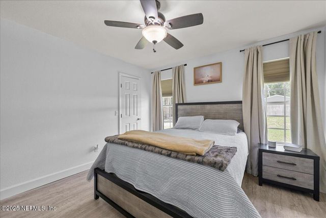 105 OAKWOOD Road, Satsuma, FL 32189