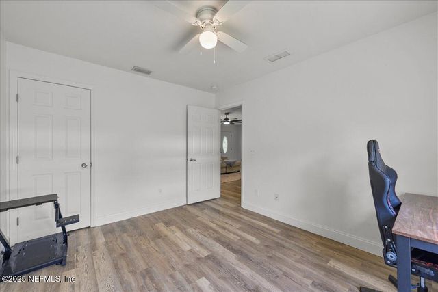 105 OAKWOOD Road, Satsuma, FL 32189