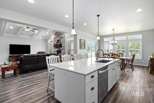 1935 Brook Stone Dr, Twin Falls, ID 83301