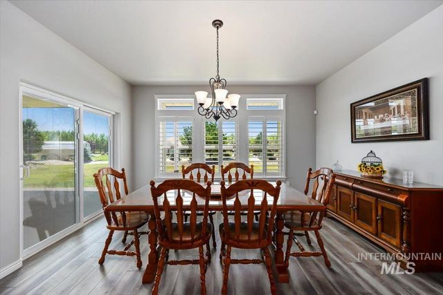 1935 Brook Stone Dr, Twin Falls, ID 83301