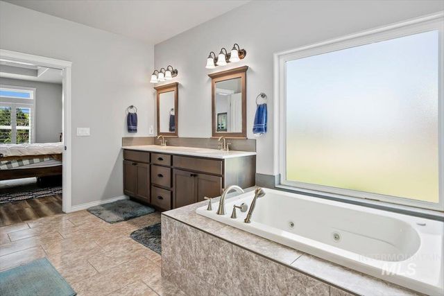 1935 Brook Stone Dr, Twin Falls, ID 83301
