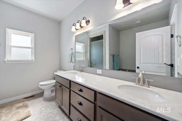 1935 Brook Stone Dr, Twin Falls, ID 83301