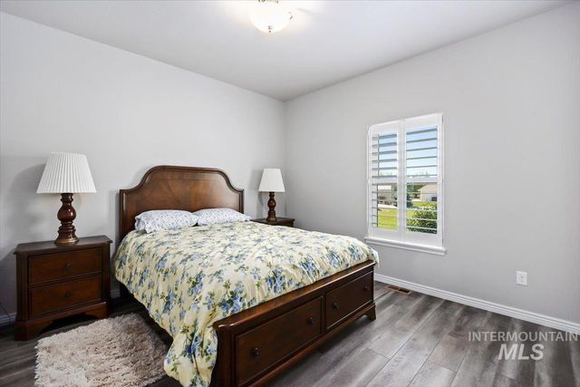 1935 Brook Stone Dr, Twin Falls, ID 83301