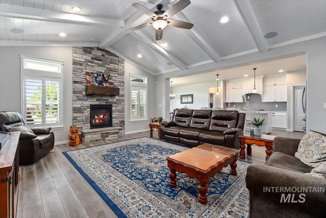 1935 Brook Stone Dr, Twin Falls, ID 83301