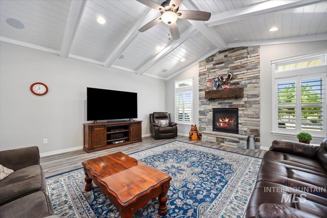 1935 Brook Stone Dr, Twin Falls, ID 83301