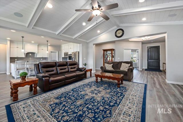 1935 Brook Stone Dr, Twin Falls, ID 83301