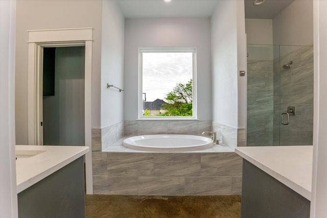 1040 Pioneer Crossing, Weatherford, TX 76088