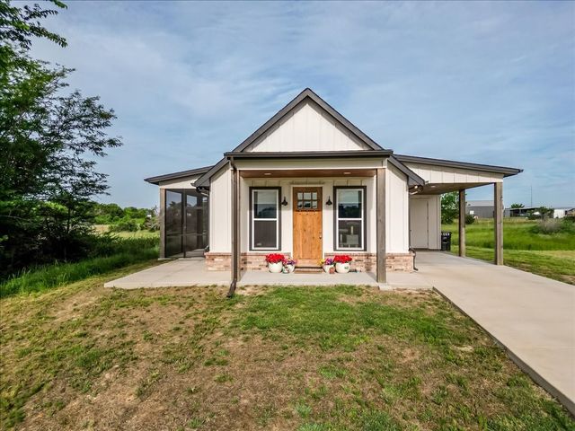1040 Pioneer Crossing, Weatherford, TX 76088