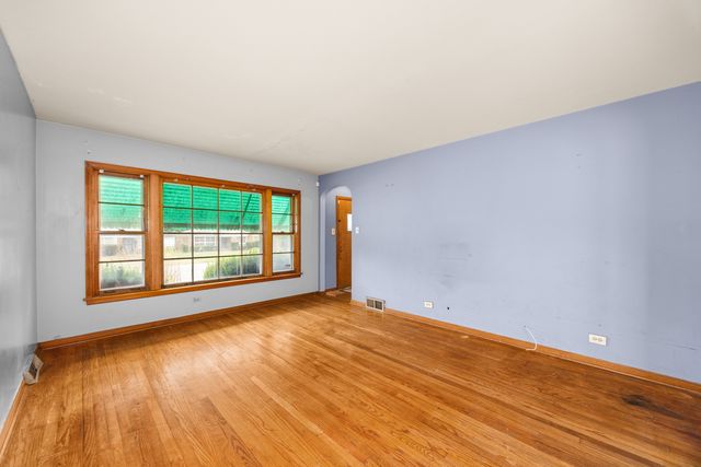 119 E 146TH Street, Riverdale, IL 60827