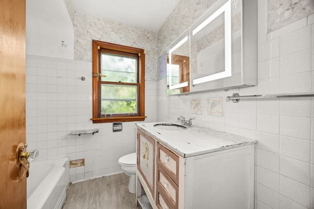 119 E 146TH Street, Riverdale, IL 60827