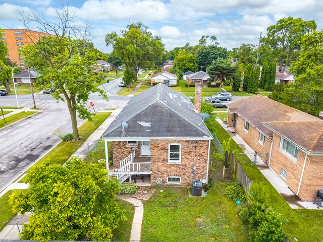 119 E 146TH Street, Riverdale, IL 60827