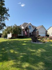 6509 Stonebrook Lane, Flushing, MI 48433