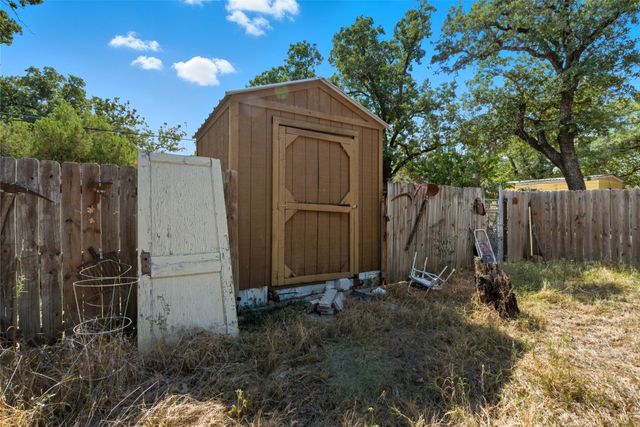 1401 W 13th Street, Cisco, TX 76437