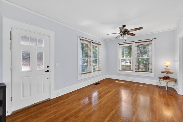 92 S TROWELL AVENUE, Umatilla, FL 32784