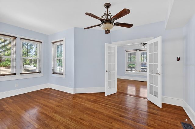 92 S TROWELL AVENUE, Umatilla, FL 32784