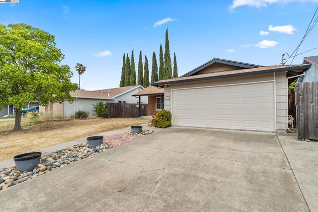 368 Helen Way, Livermore, CA 94550