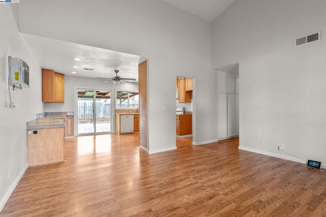 368 Helen Way, Livermore, CA 94550