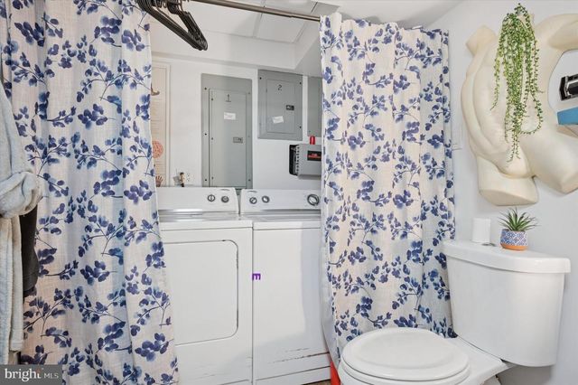 205-207 DELMAR ST, Philadelphia, PA 19128