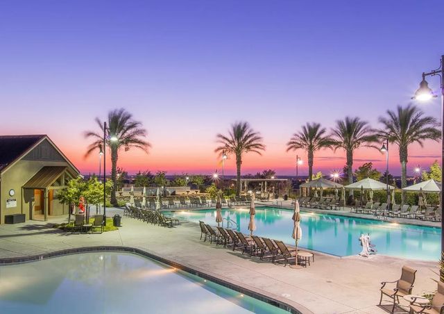 2218 Telegraph Hill Dr, Rocklin, CA 95765