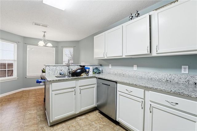 127 Legend Creek Drive, Canton, GA 30114