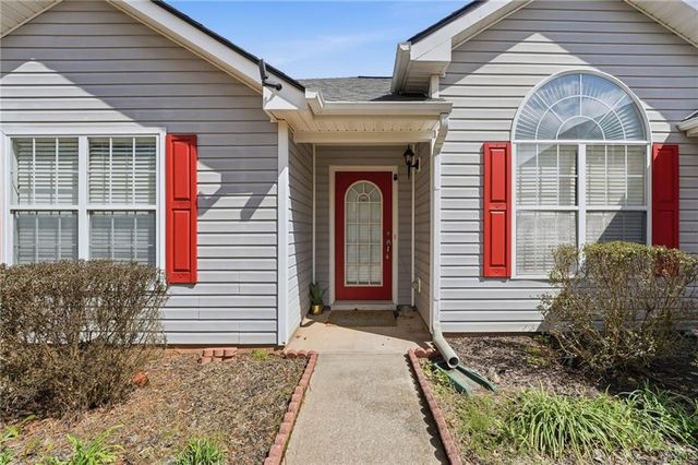 127 Legend Creek Drive, Canton, GA 30114