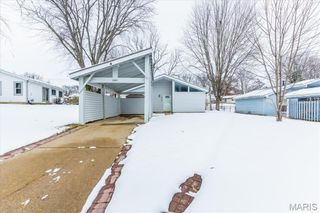 2443 Blue Heron Drive, Florissant, MO 63031