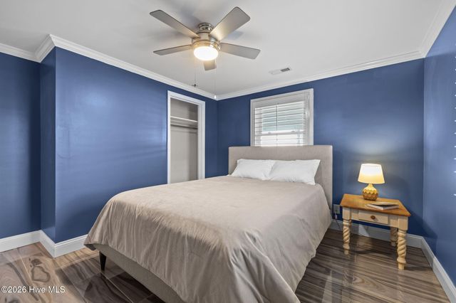 404 Dobbs Street, Atlantic Beach, NC 28512