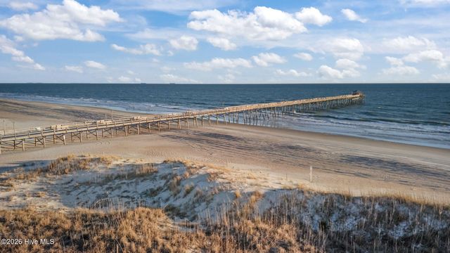 404 Dobbs Street, Atlantic Beach, NC 28512