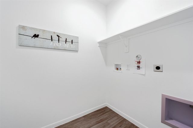 332 Appaloosa Drive, Alvin, TX 77511