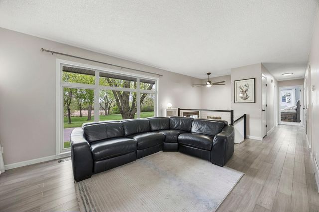 19031 Jordan Trail, Lakeville, MN 55044