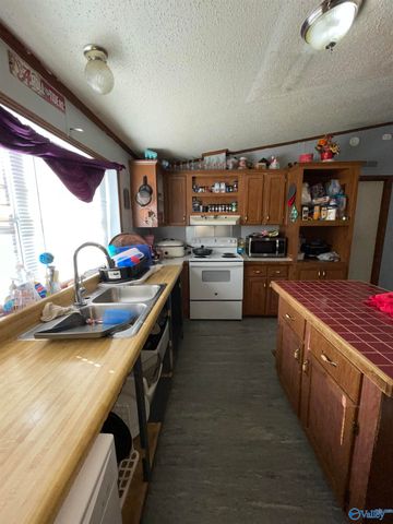 747 Walker Lane, New Market, AL 35761