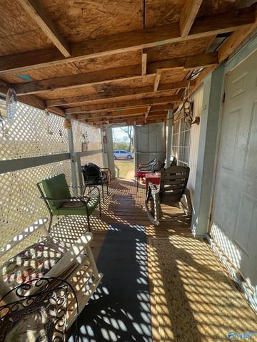 747 Walker Lane, New Market, AL 35761