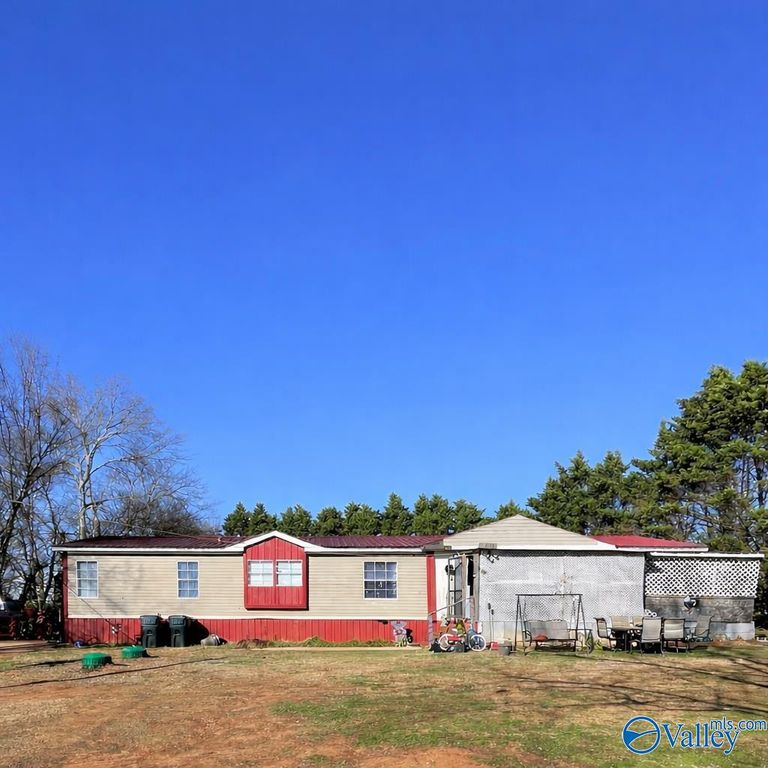 747 Walker Lane, New Market, AL 35761