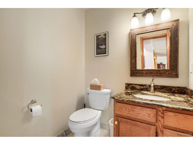 5421 W Geddes Pl, Littleton, CO 80128